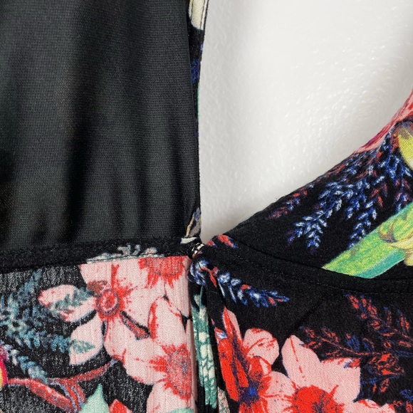 Lulu’s Floral True Wrap Hi-Low 100% Rayon Back Cut Out Maxi Dress Size Small - Picture 12 of 14